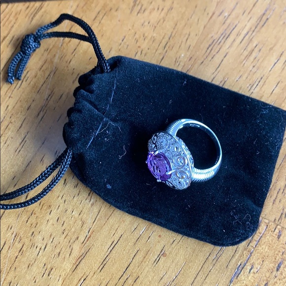 Amethyst and diamond ring. Perfect Christmas gift! This ring is brand new!! - Picture 10 of 10